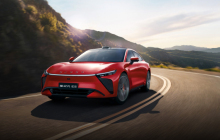 纯电轿车续航榜公布：最高905km！上榜门槛达610km