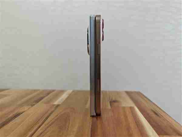 折叠屏第一次做到9mm以内!OPPO Find N5厚度史无前例