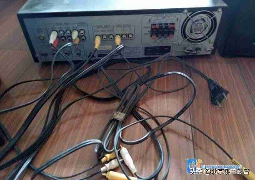 电脑连接功放方法详解，打造家庭影音娱乐系统