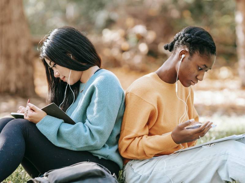 No cell service? These are the best offline apps.