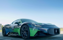 玛莎拉蒂MC20创下318 km/h无人驾驶新纪录 团队来自大学