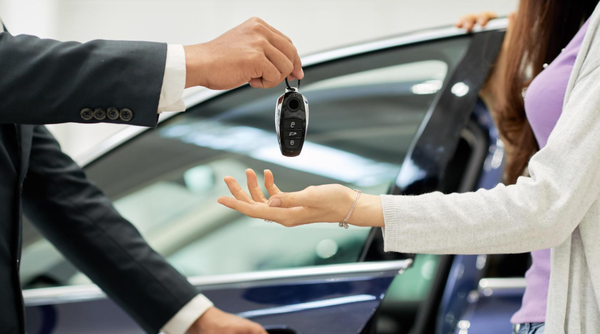 曝某经销商抱怨燃油车推“一口价”:不赚钱还要贴钱