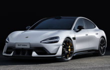 网友喊话雷军限制SU7 Ultra公共道路动力 飙车太可怕