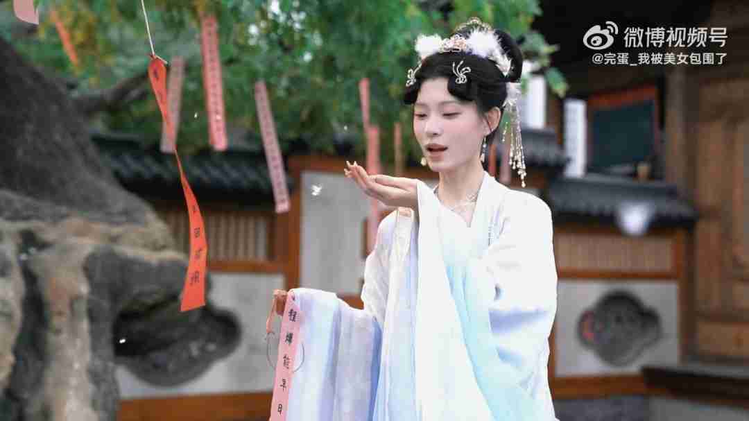 《完蛋我被美女包围2》全新花絮 欣赏古装美少女！