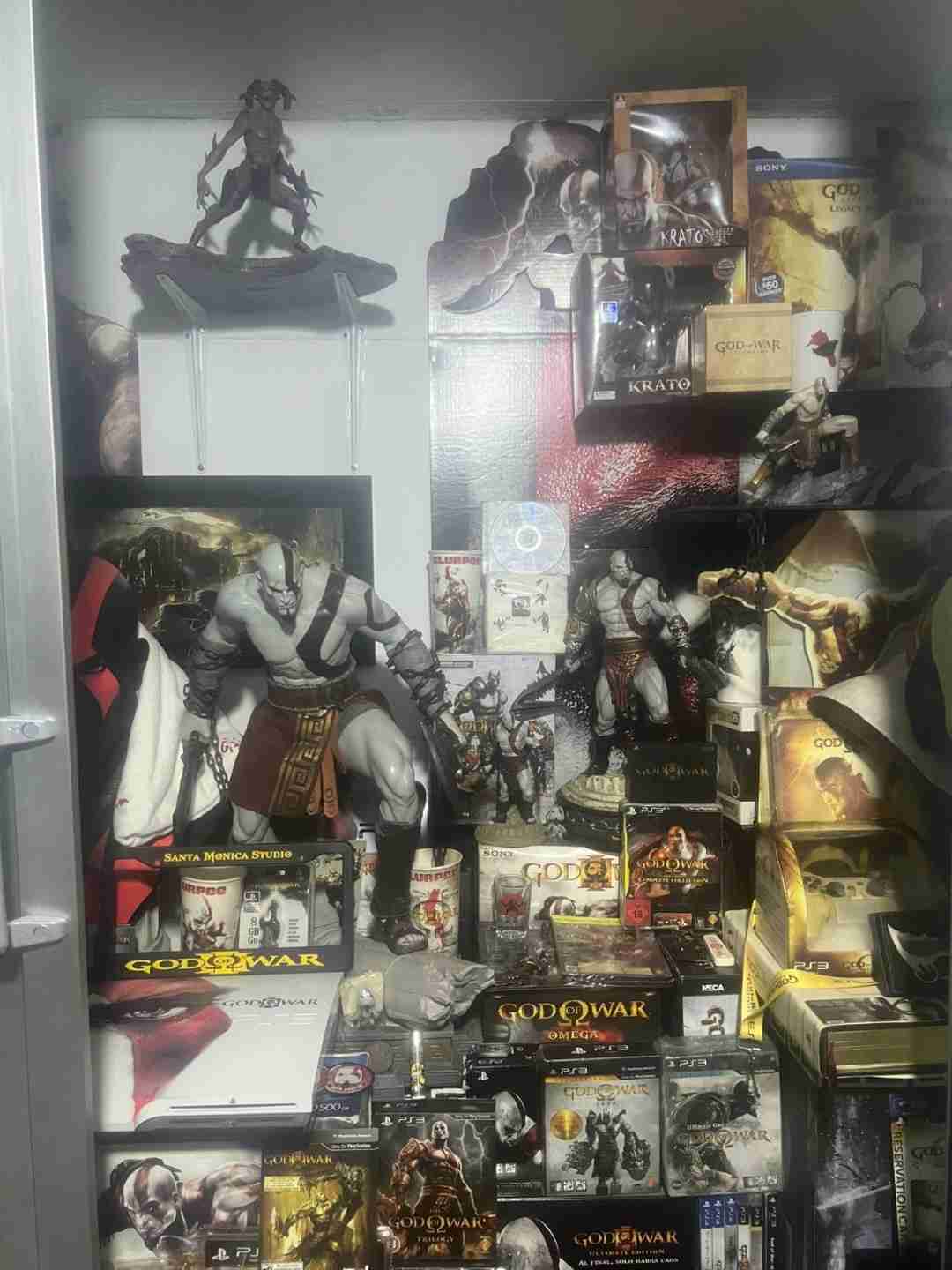 今天是《战神3》发售15周年 国外玩家发视频追忆这款经典