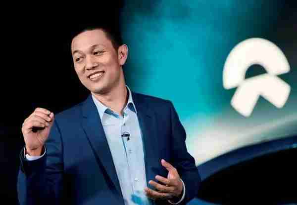 站在悬崖边的蔚来 2025年能否实现关键一跃?