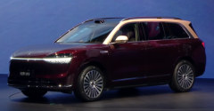 2025款问界M9发布 搭载华为ADS3.3 售价46.98万元起