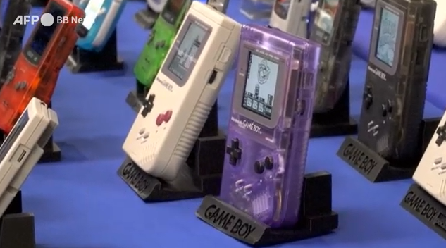 伦敦举行游戏市场节吸引大批玩家 近10年复古游戏潮愈盛