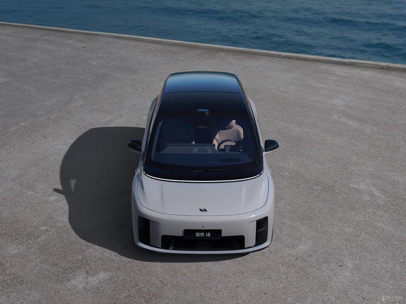 理想 i8 和 MindVLA 大模型预计 7 月同时首发 打造类似专职司机体验