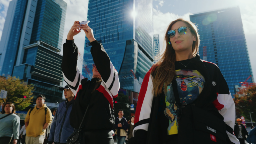 DO THE GAME—— 揭秘游戏开发背后残酷真相的纪实真人秀