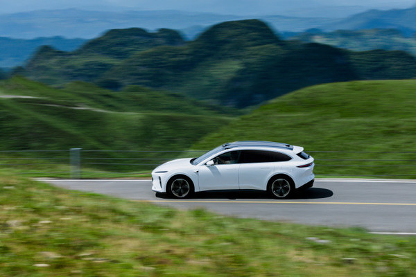 蔚来法务部发文 上线“一键上报”功能打击黑公关和水军