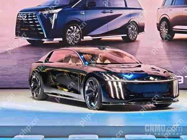 昊铂猎装概念车EARTH大地亮相上海车展 造型帅气科幻感十足