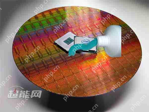 Intel有12种“黑科技”应对后CMOS时代：电压远低于0.5V