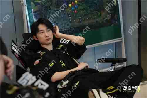 虎娘日报：拳头官宣将免费送限定皮肤 Xun上演教科书千珏