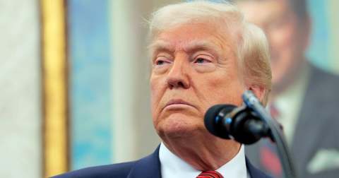 Les acheteurs ont dépensé plus de 140 millions de dollars pour casser les pièces MEME $ Trump