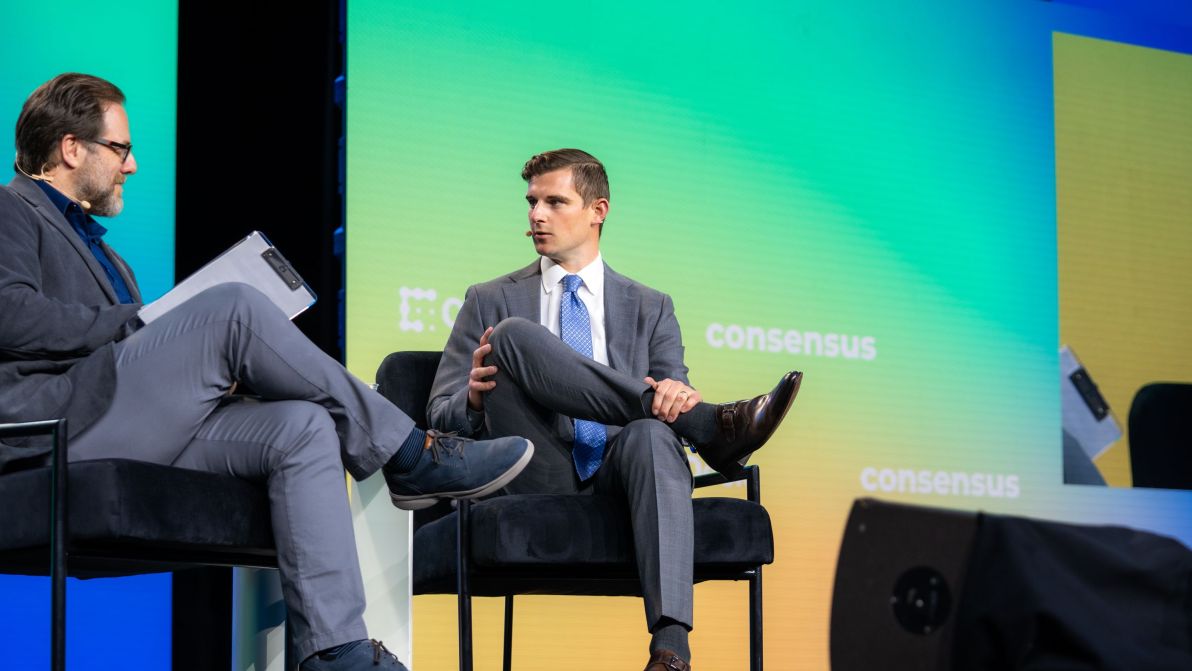 Despite Recent Setback, Trump Should Sign Stablecoin and Market Structure Legislation Before August Recess