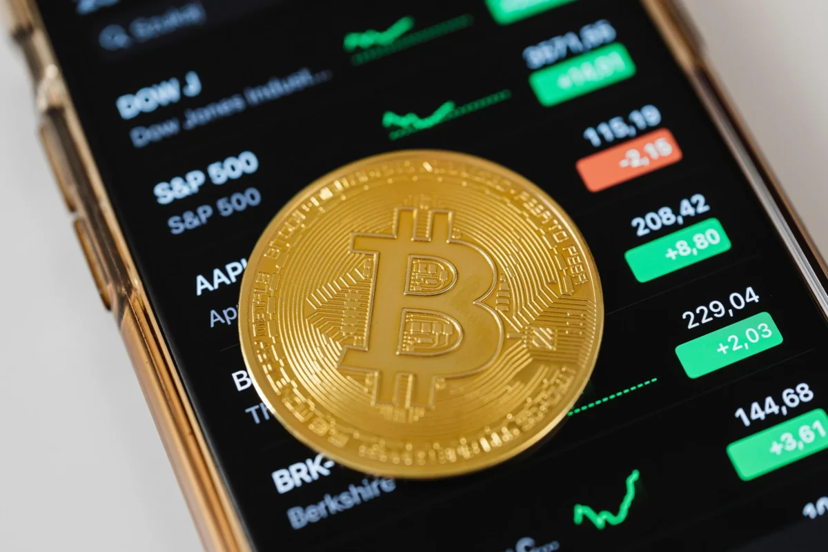 比特币接近$ 109K：短期执有东说念主的情态退换