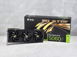 影驰 RTX 5060 魔刃评测：磁吸 RGB 光效的 50 系甜点