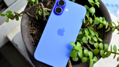 12 Preinstalled iPhone Apps You Can Safely Delete Right Now