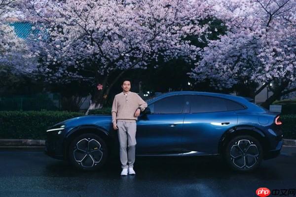 雷军:小米汽车今年能盈利 YU7定价将在开售前1-2天确定