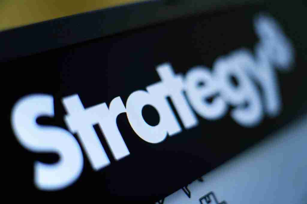 MicroStrategy在其持股中增加了1,045个比特币，支出了1.102亿美元