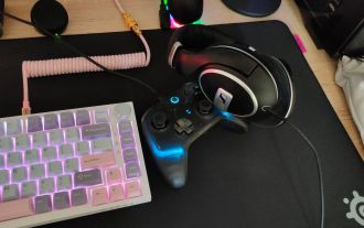 I Refuse to Go Wireless With These 7 Gadgets