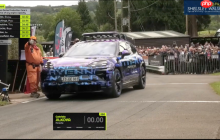 保时捷卡宴纯电原型车亮相爬坡赛 还顺便破了个记录