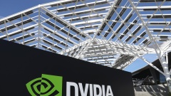 Nvidia est-elle en concurrence avec ses partenaires de cloud GPU?