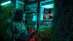 Le pilote DoD de 200 millions de dollars d'Openai fait face à de gros gains et à de grands risques