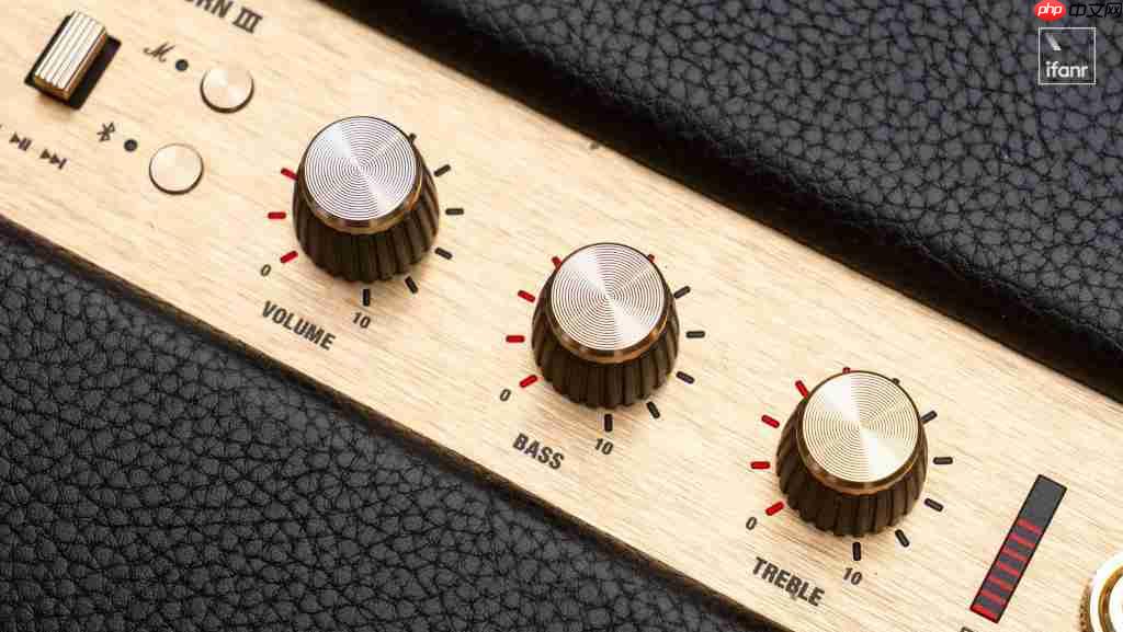 Marshall Kilburn III 体验：50 小时超长续航，在「便携音箱」属性下的一次踏实升级 