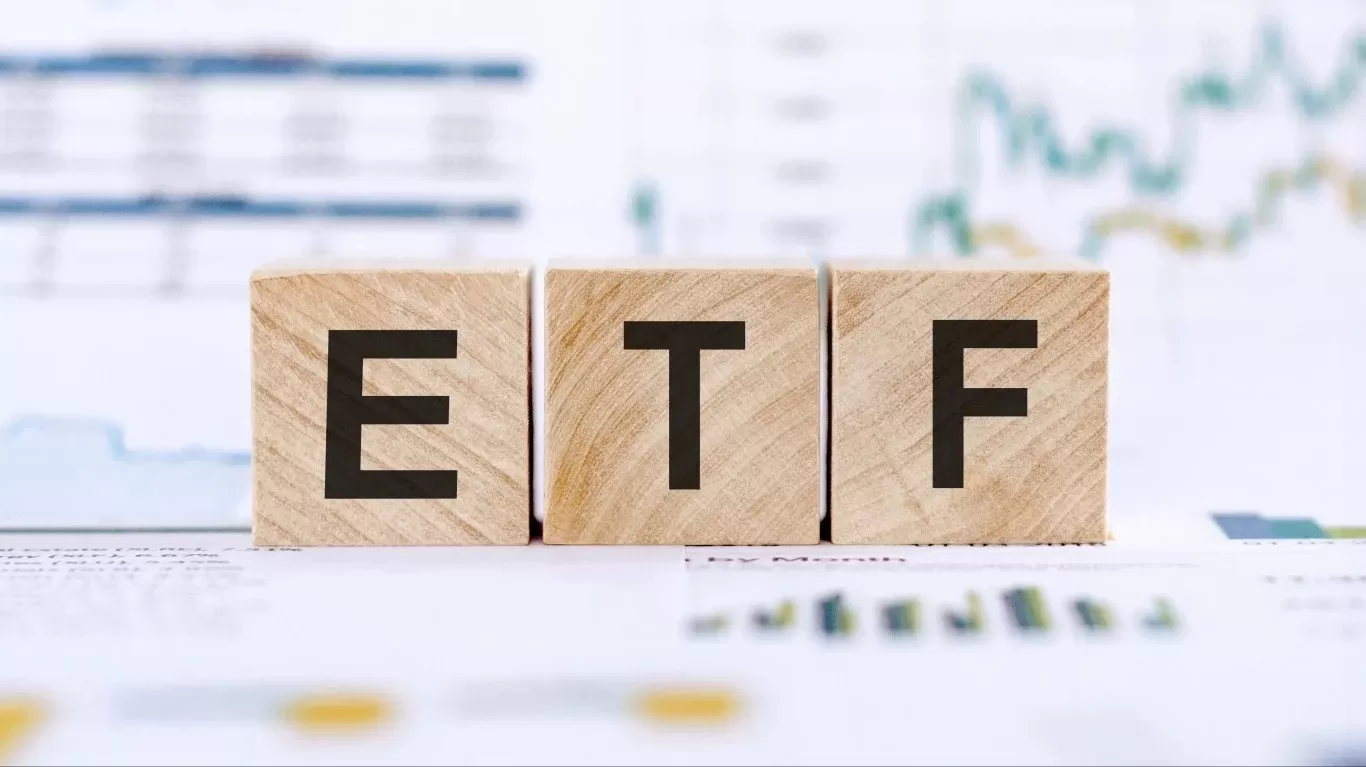 Solana,Ethereum,ETFS和Staking:加密投资的新时代?