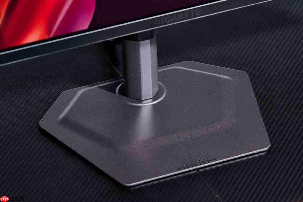 技嘉 MO27U2 显示器深度评测：27 英寸 4K QD-OLED，小尺寸旗舰的新标杆 