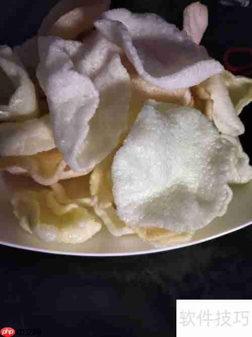 学会这个烹炸虾片零食的做法，酥脆鲜香太好吃