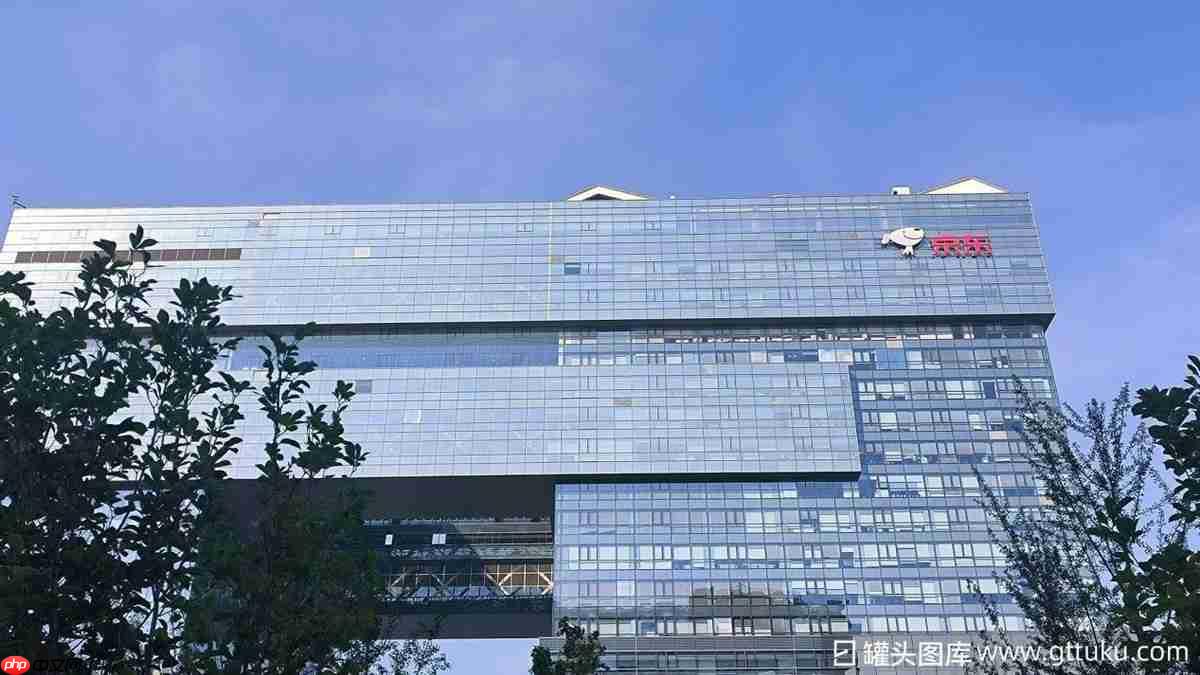 刘强东还是“放不下”汽车行业