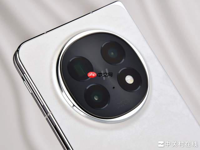 这四款折叠屏手机，谁能让你拍到“显微级”照片？