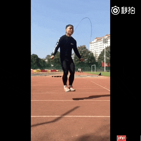 掌握跳绳双摇技巧，提升有氧运动效率！