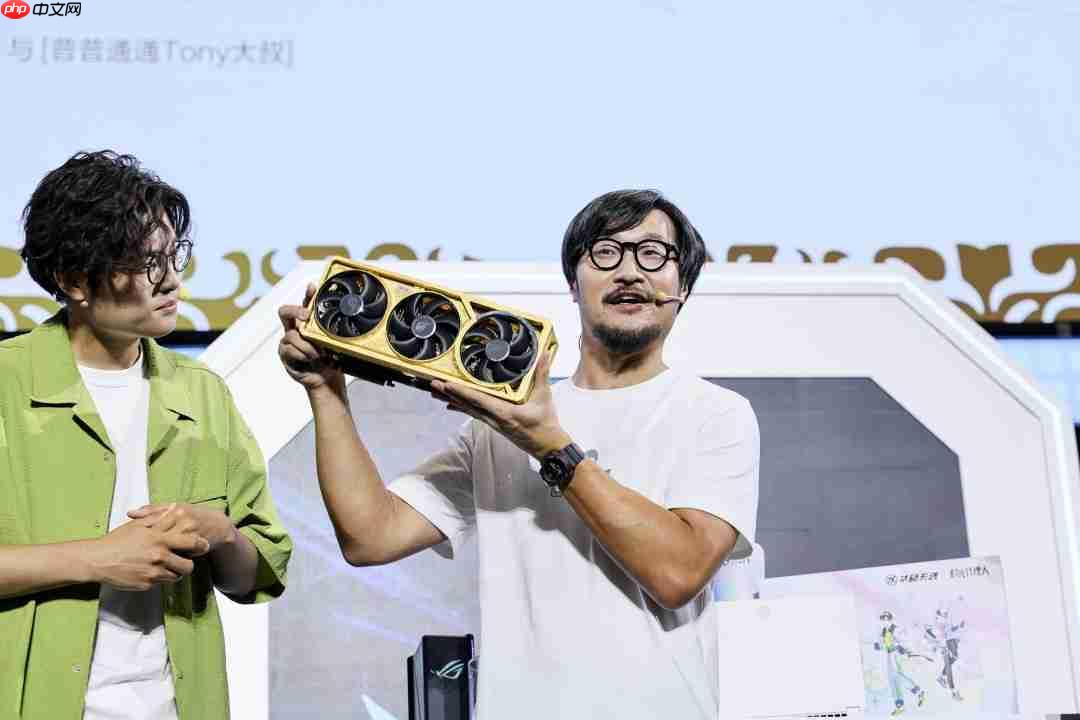“大陆秀夫”遇上本尊！华硕中国总经理Tony大叔与小岛同框