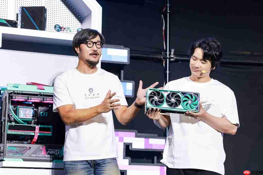 “大陆秀夫”遇上本尊！华硕中国总经理Tony大叔与小岛同框