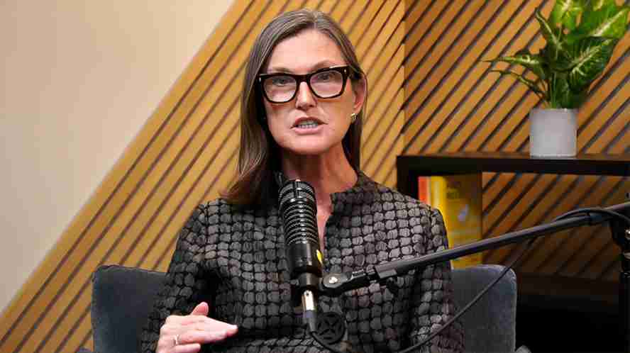 Cathie Wood方舟投资减持Coinbase等加密概念股 套现超1400万美元调整仓位