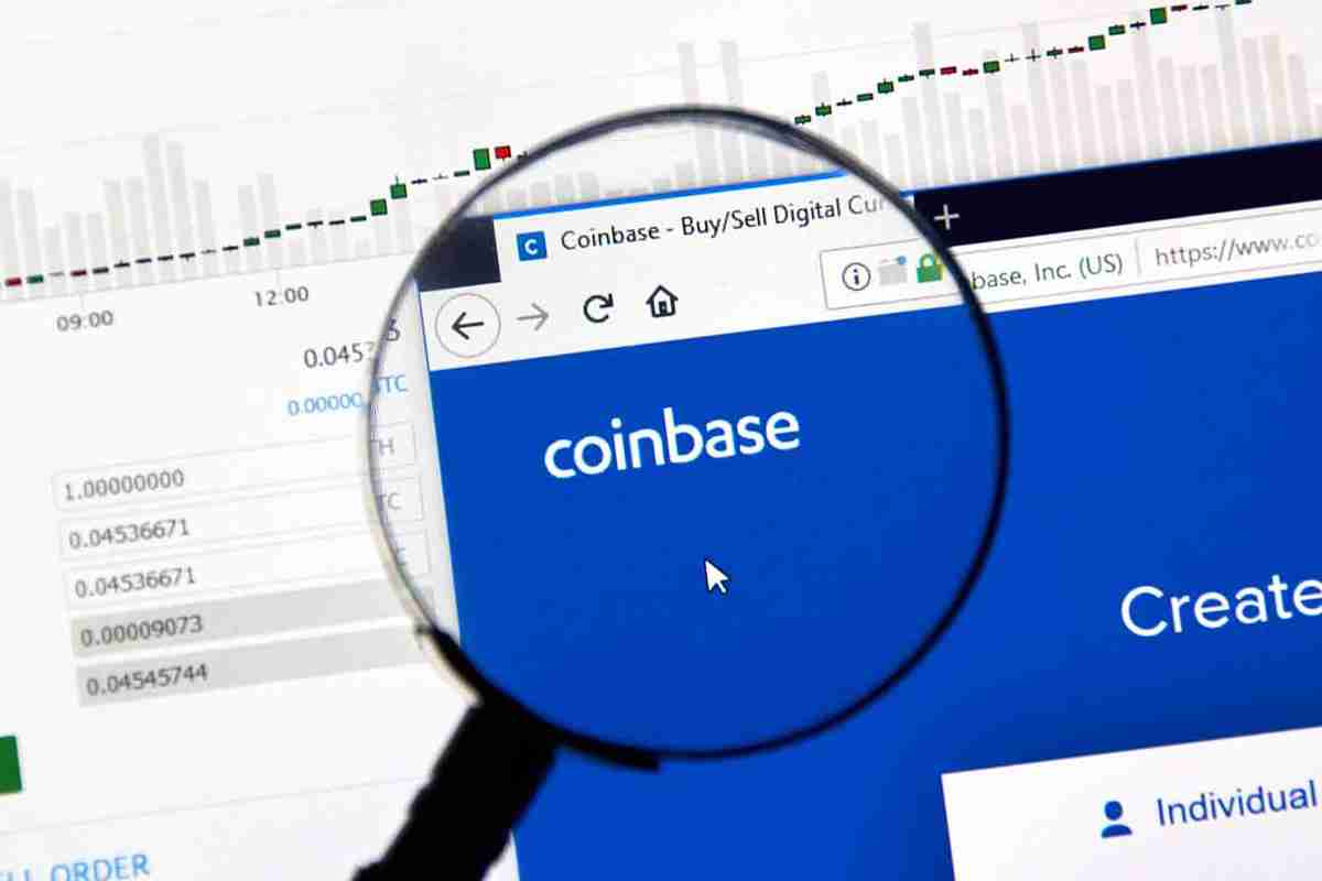 捷克央行通过Coinbase涉足加密货币领域,并加倍押注Palantir