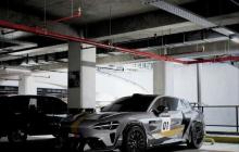 疑似小米YU7 Ultra实车曝光：双风道前舱盖＋大面积尾翼