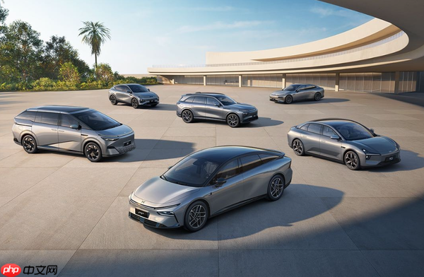 2025第30周新势力品牌销量排名公布 鸿蒙智行破1.2万