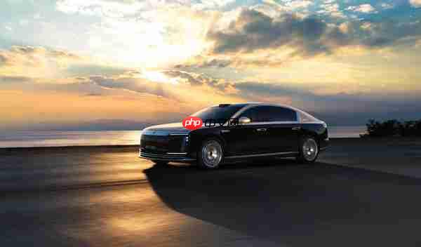 今年上半年中国汽车行业收入5.1万亿元 利润增长4%