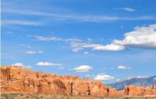 Win8系统如何显示桌面?