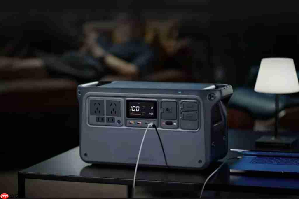  露营、航拍、应急三合一：DJI POWER 1000 V2 打造全能电力生态 