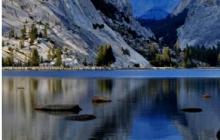 Win7系统桌面图标不显示怎么办？