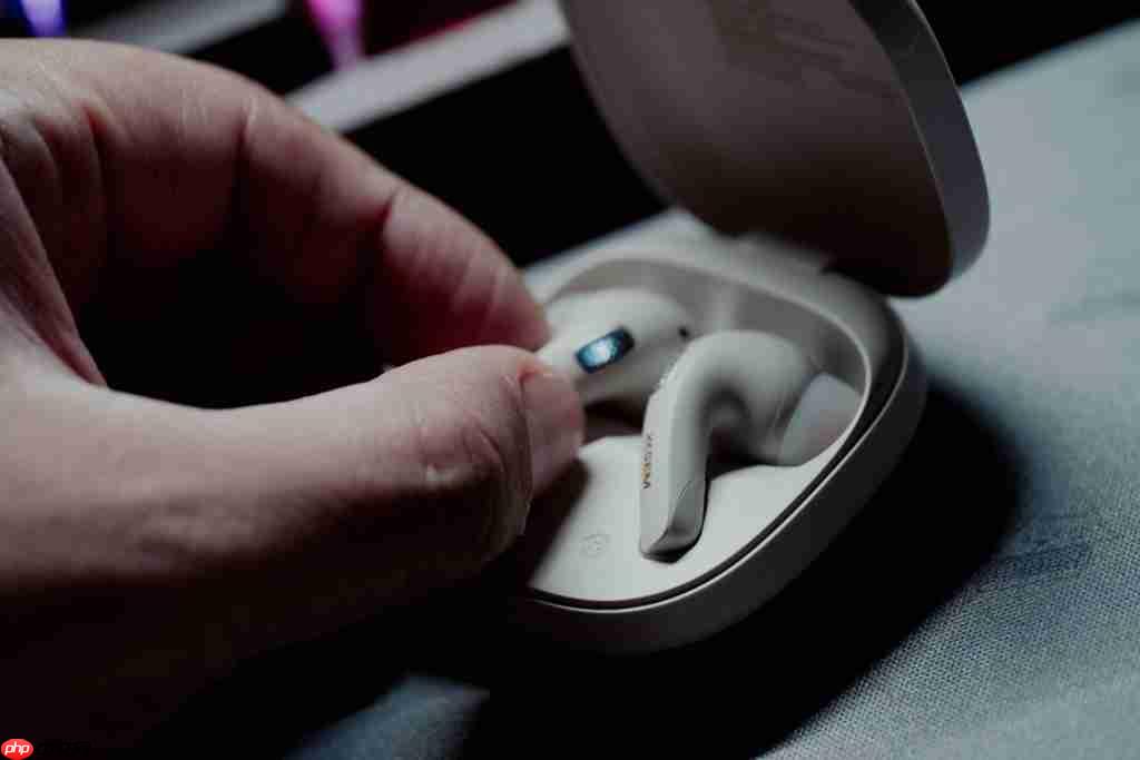 52dB 降噪!学生党新选择:西圣 A1 真无线耳机评测