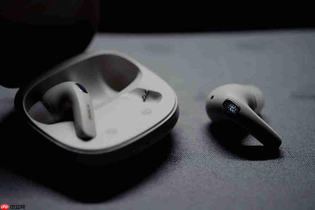 52dB 降噪!学生党新选择:西圣 A1 真无线耳机评测