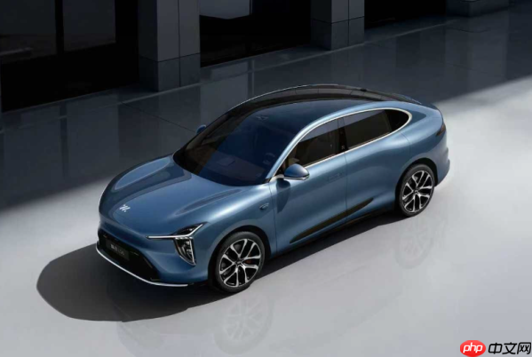 智己LS6开启预售:增程与纯电双版本 最低20.99万元