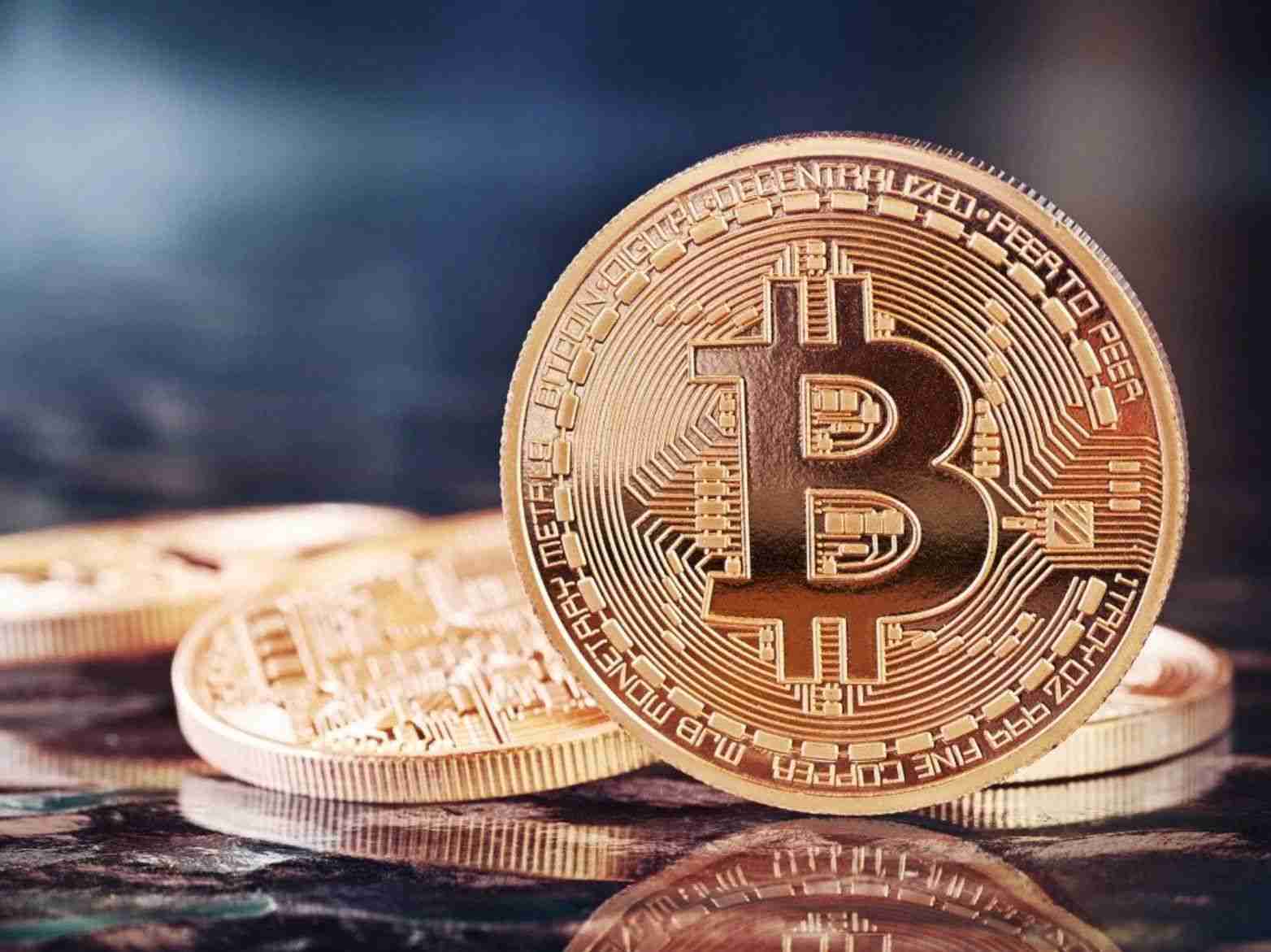 从储值到资本运作:BTC链上金融全景解析